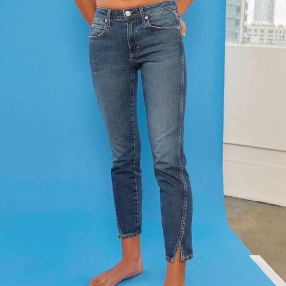 AMO | Twist Split-Cuff Jeans in Dark Vintage | Size 24 - Picture 1 of 5